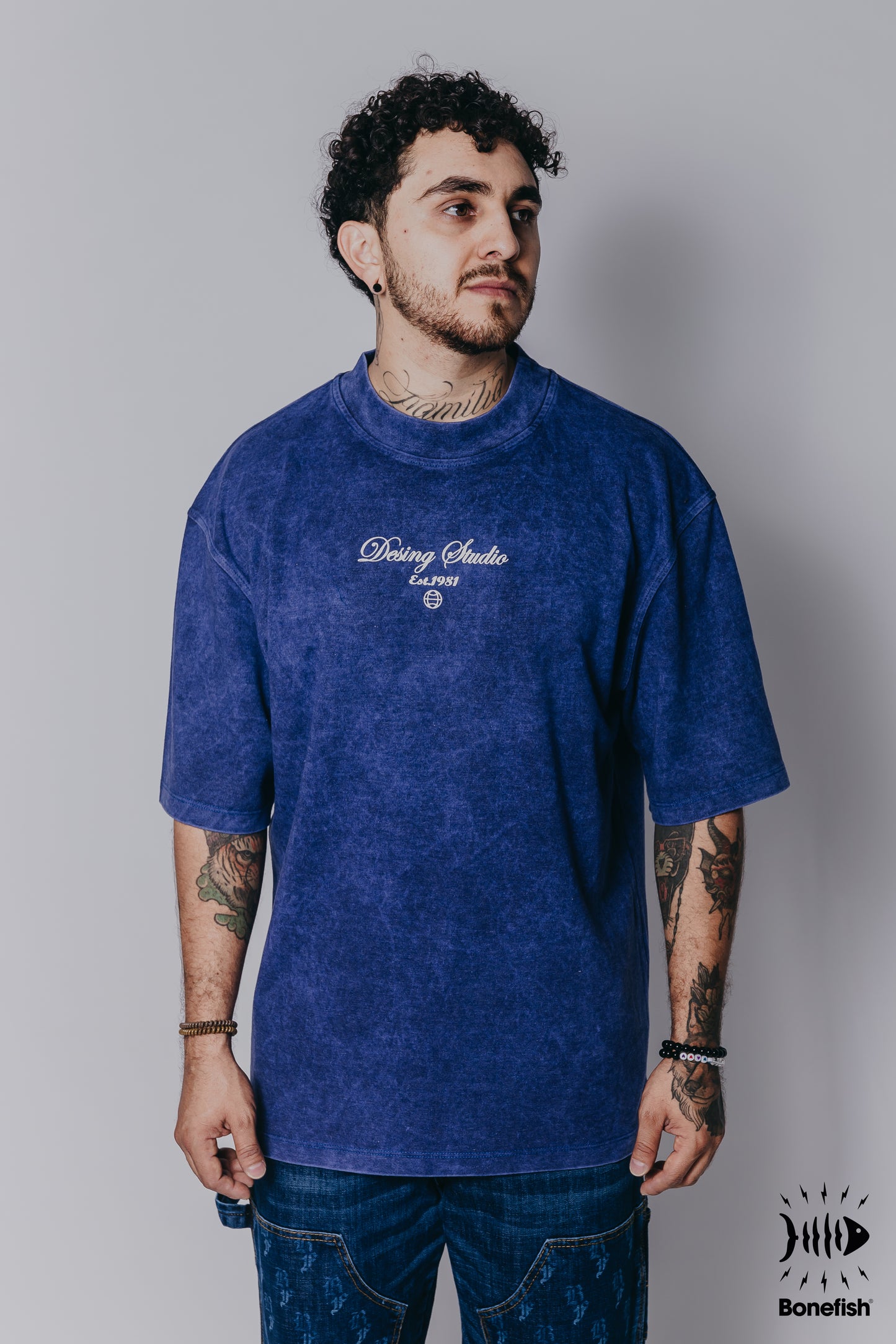 PLAYERA BF AZUL ACID WASH