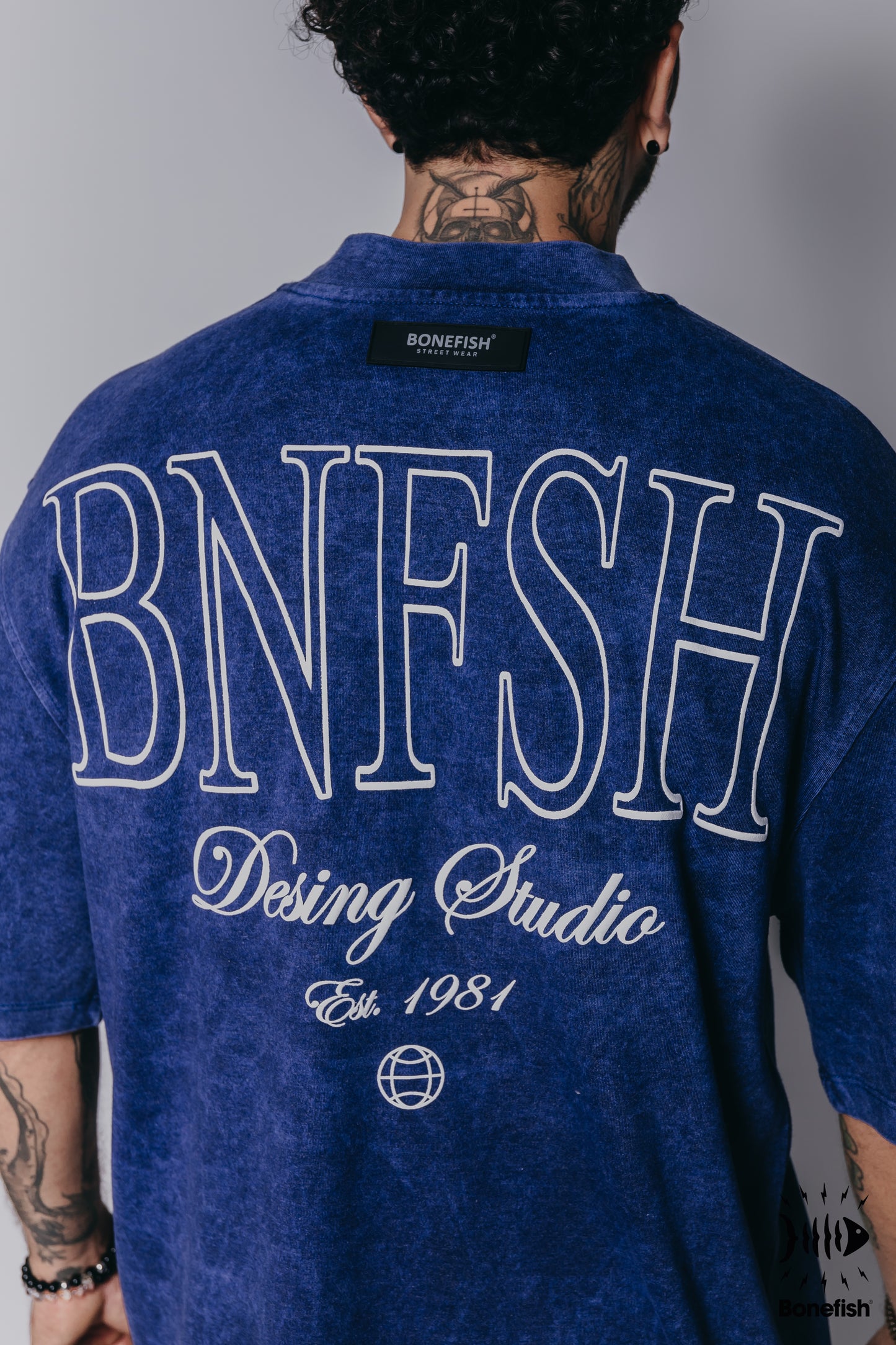 PLAYERA BF AZUL ACID WASH